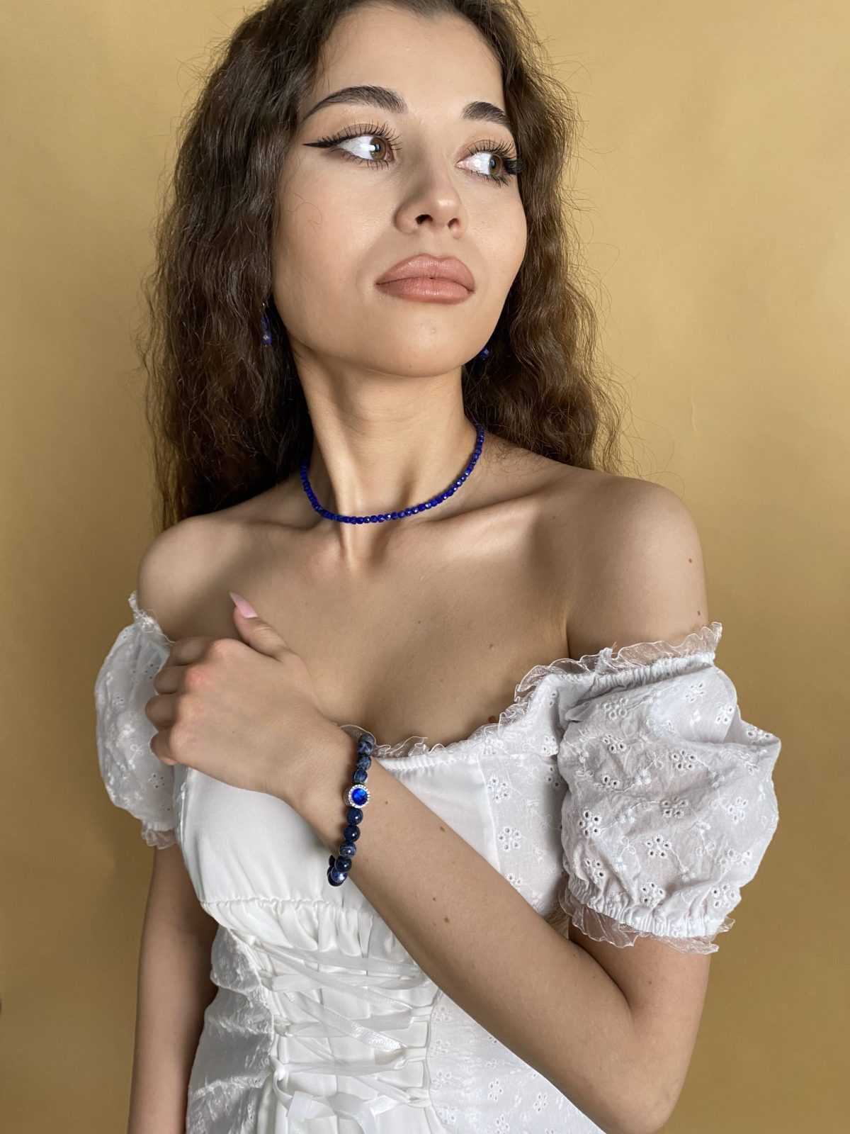 Аристократичный образ и украшения с лазуритом - статьи от UNA